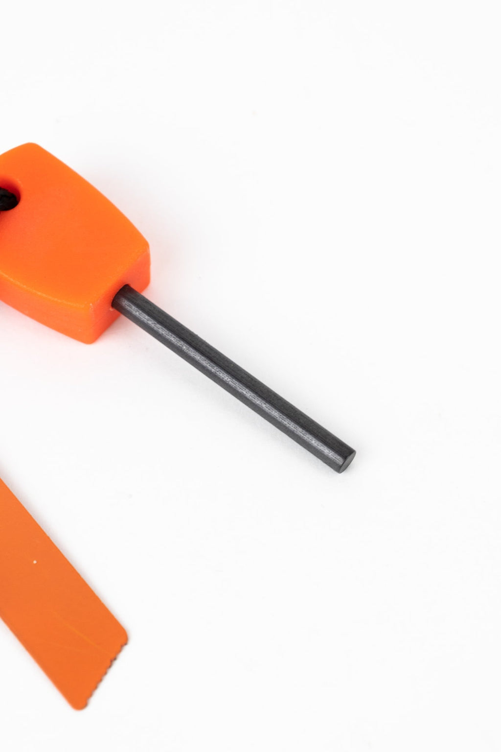 Ferrocerium Emergency Fire Starter